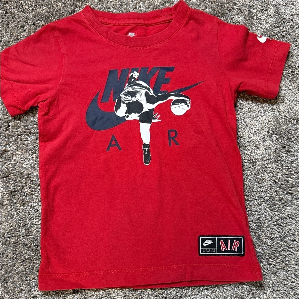 Nike kid’s Red Boys' Air Graphic Short Sleeve Tee Basketball